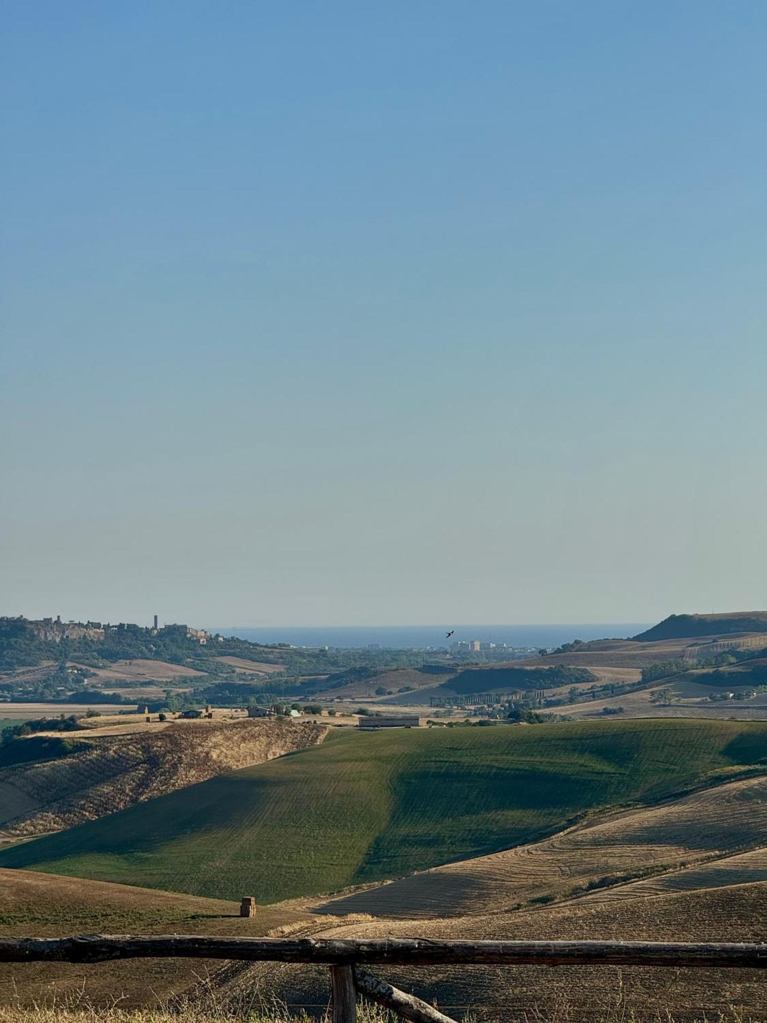 La Domus Della Regina Villa Tuscania Bagian luar foto